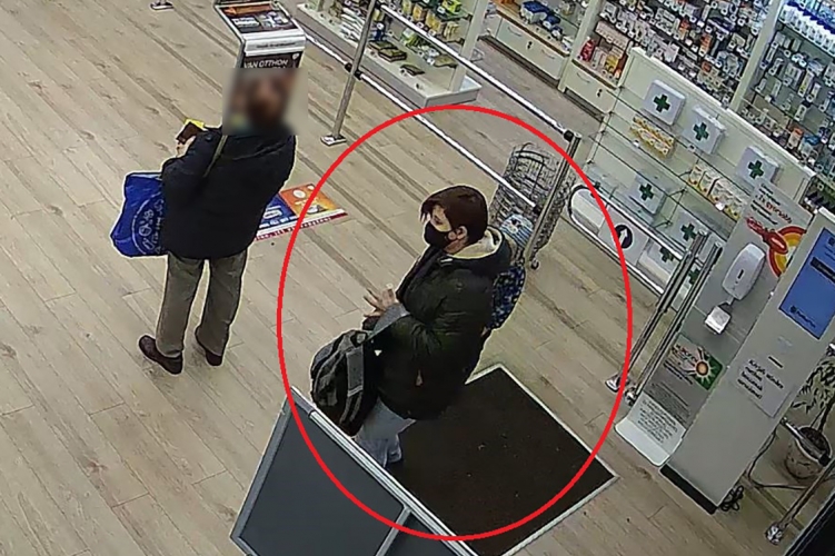 Telefont lopott, keresik a székesfehérvári rendőrök